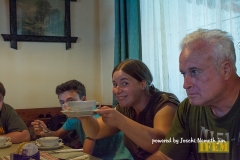 20160711182103-bd826d56